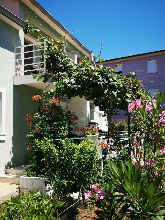 Chillout Apartments With Pool Patricia Fazana Exterior photo