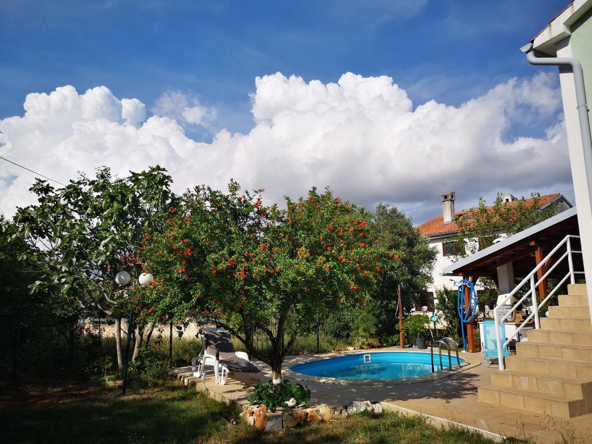 Chillout Apartments With Pool Patricia Fazana Exterior photo