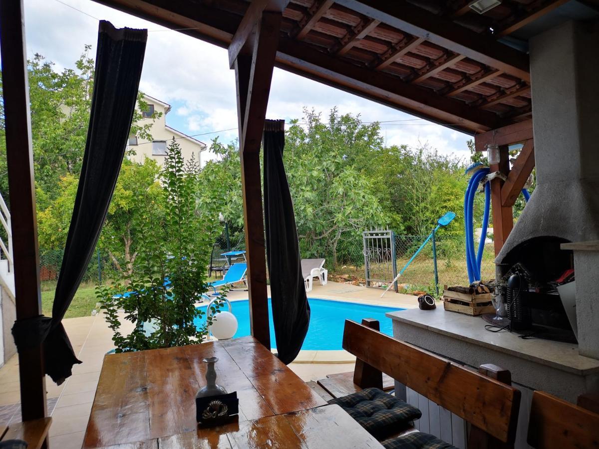 Chillout Apartments With Pool Patricia Fazana Exterior photo